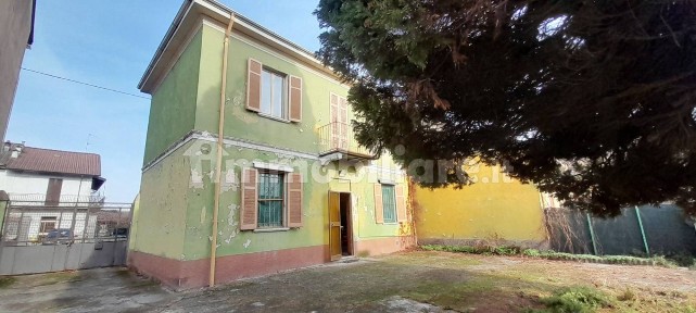 Terratetto unifamiliare corso Torino, Centro, Mortara