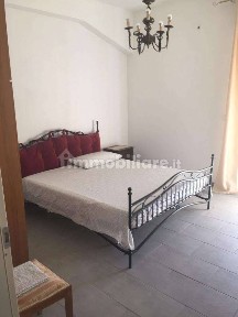 Bilocale ottimo stato, secondo piano, Umberto - Ermocrate, Siracusa