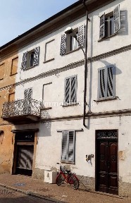Terratetto unifamiliare via Benedetto Cairoli 52, Centro, Sannazzaro de' Burgondi