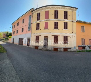 Terratetto plurifamiliare via Recoaro 20, Centro, Broni