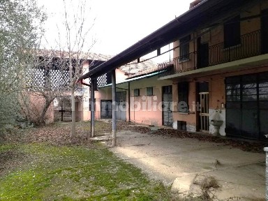 Terratetto unifamiliare via Recoaro 29, Centro, Broni