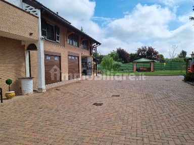 Terratetto unifamiliare via Cantone di sopra 11, Centro, Badia Pavese