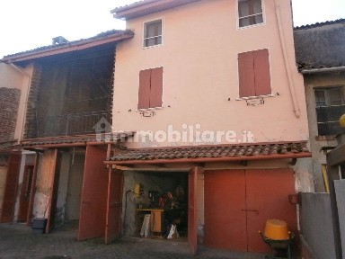 Terratetto unifamiliare 218 m², buono stato, Centro, Mortara