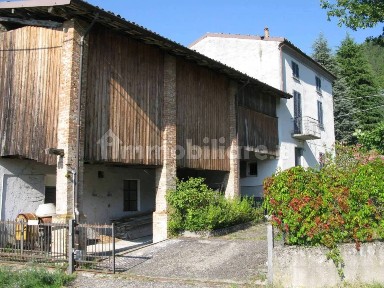 Terratetto unifamiliare frazione Sant'Albano, Sant'albano, Val di Nizza