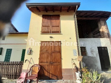 Terratetto unifamiliare via San Carlo 34, Manzo, Santa Giuletta