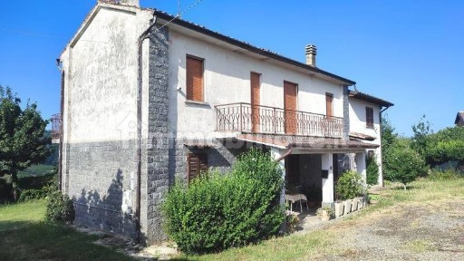Terratetto unifamiliare 250 m², buono stato, Francia Casella, Montecalvo Versiggia