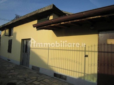 Terratetto unifamiliare 111 m², ottimo stato, Centro, Mortara