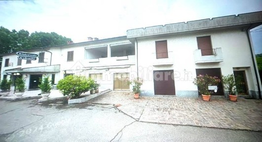 Terratetto unifamiliare 1300 m², Montù Beccaria