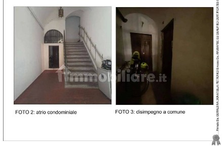 Magazzino all'asta via di San Niccolò 38, Firenze