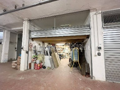 Firenze, Isolotto Talenti, Viale Francesco Talenti, 111