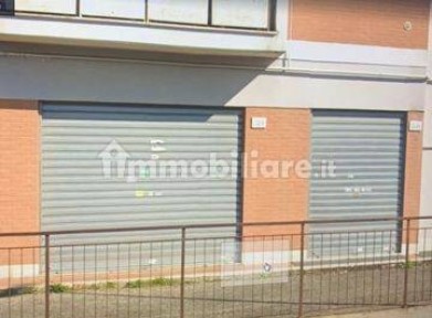 Magazzino all'asta, Firenze