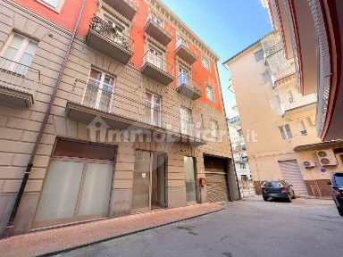 Avellino, Via Dante Alighieri, 17A