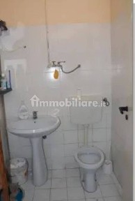 Laboratorio all'asta via Abate Giannattasio 40, Solofra