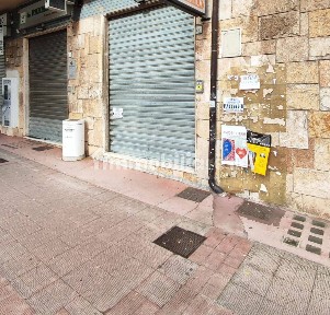 Locale commerciale in Vendita