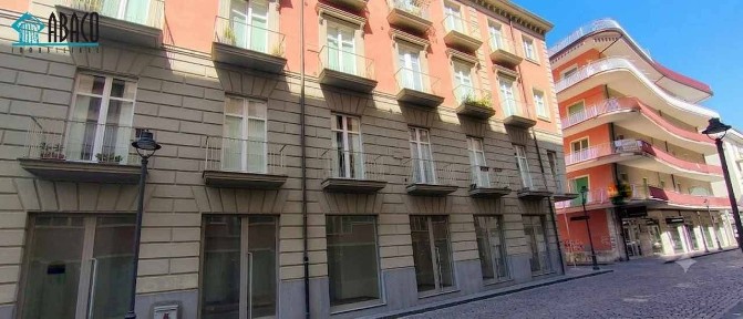 Avellino, Via Dante Alighieri, 17