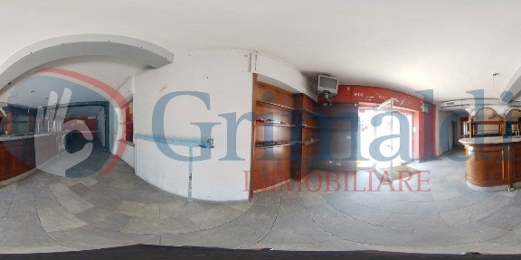 Attività commerciale in Affitto