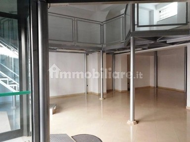Montella, Via Del Corso, 6 -8
