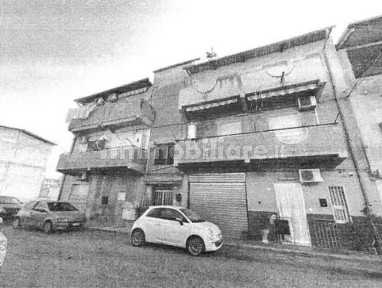 Magazzino all'asta via Parnaso 63, Gela