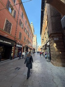 Locale commerciale in Vendita