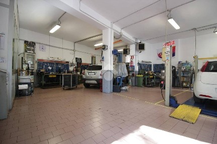 Laboratorio in Vendita