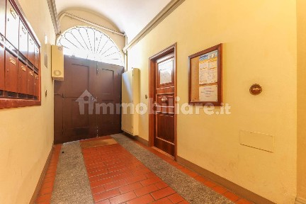 Locale commerciale in Vendita