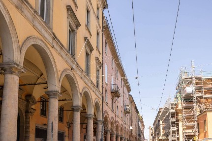 Locale commerciale in Vendita