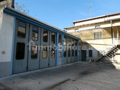 Magazzino - Deposito in Affitto