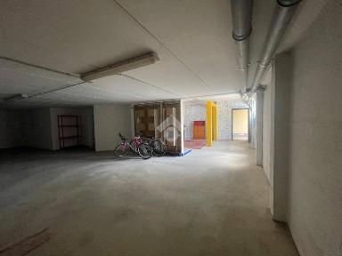 Magazzino - Deposito in Affitto