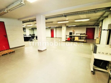 Magazzino - Deposito in Affitto