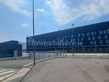 Magazzino - Deposito in Affitto