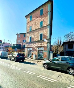 Locale commerciale in Vendita