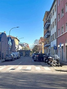 Locale commerciale in Vendita
