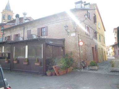 Locale commerciale in Vendita