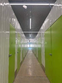 Magazzino - Deposito in Affitto