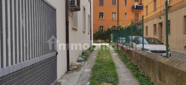 Locale commerciale in Vendita