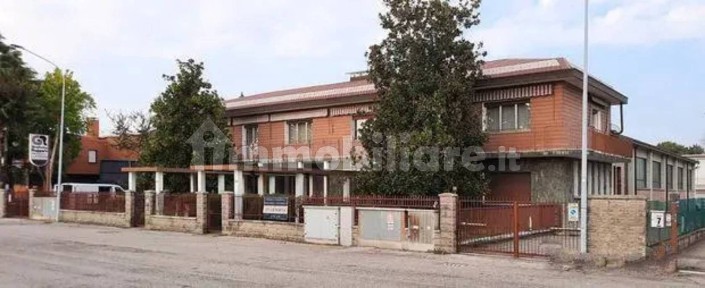 Negozio - Locale commerciale in Vendita