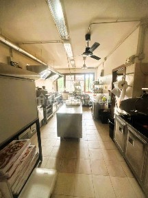 Rosticceria - Pizza al taglio in Vendita
