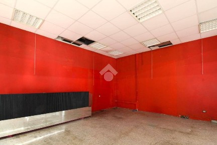 Locale commerciale in Affitto
