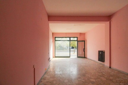 Locale commerciale in Affitto