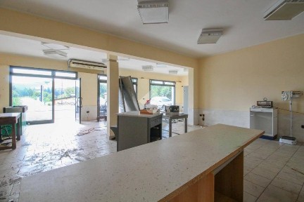 Locale commerciale in Affitto
