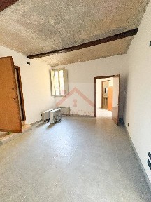 Locale commerciale in Affitto