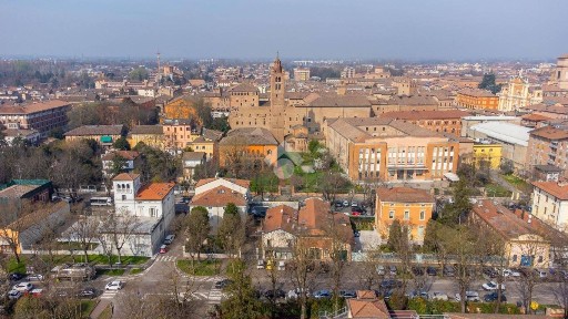 Locale commerciale in Affitto