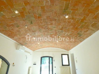Locale commerciale in Affitto