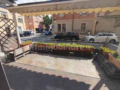 Locale commerciale in Affitto