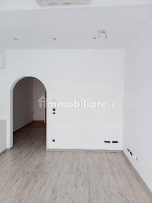 Locale commerciale in Affitto