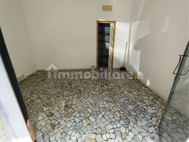 Locale commerciale in Affitto