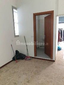 Locale commerciale in Affitto