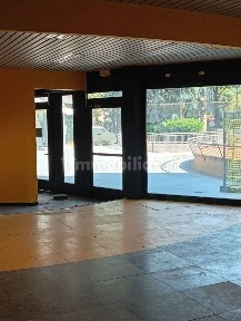 Locale commerciale in Affitto