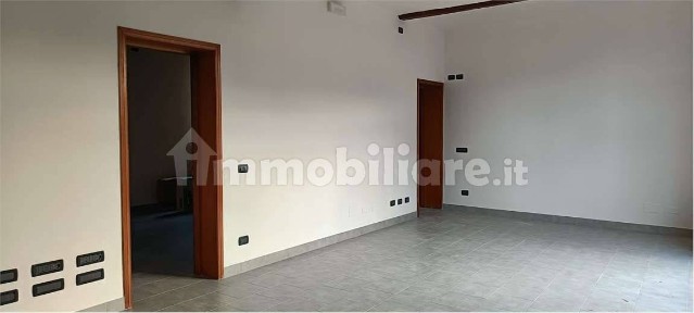 Locale commerciale in Affitto