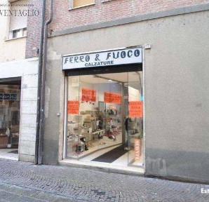 Locale commerciale in Affitto